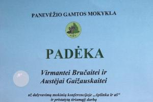 „Antrinės žaliavos virsta menu“. 01