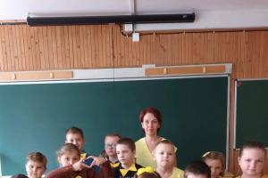 Aš dėviu geltoną 05